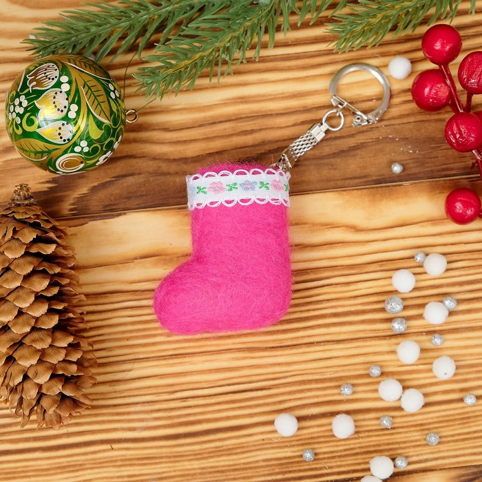 Брелок «Валенок», розовый, 5,5×4 см, ручная работа