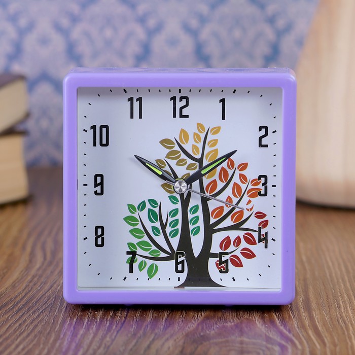 Будильник квадрат на подставке, циферблат с рисунком, микс 10*10см