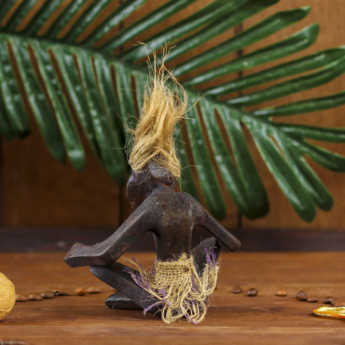 Сувенир дерево "Абориген медитирует" 11х11х8 см