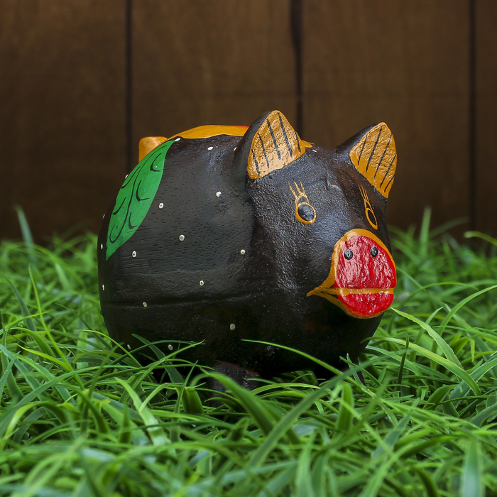 Сувенир "Копилка-свинка с листочком" 10х8х10 см