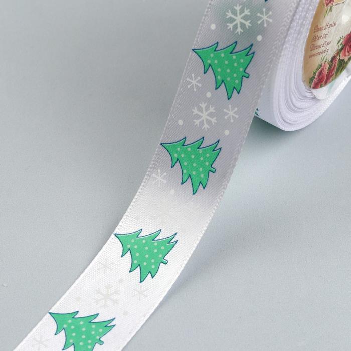 Лента атласная «Ёлки и снежинки», 25мм х 22±1м, цвет белый