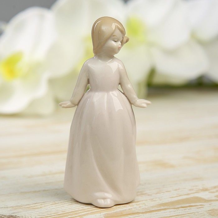 Сувенир керамика "Девочка капризуля" 10,7х4,7х5 см