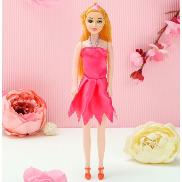 Кукла на подложке с аксессуарами «Лучшей подружке», МИКС