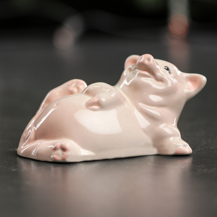 Статуэтка "Свинка Шалун"