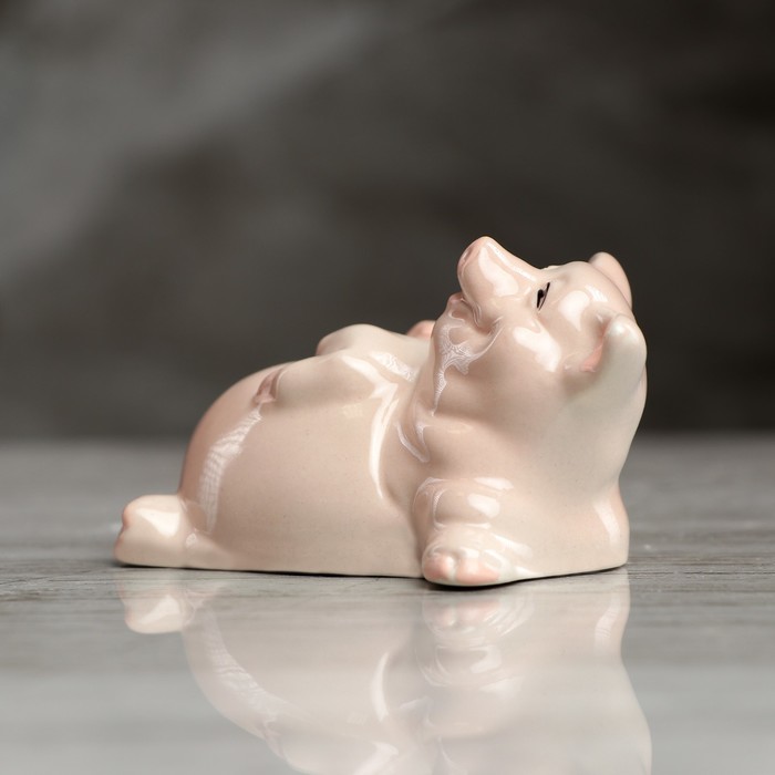 Статуэтка "Свинка Шалун"