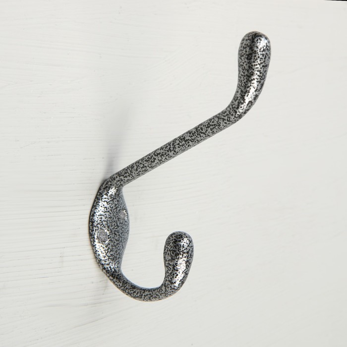 Крючок мебельный двухрожковый ТУНДРА КМ05BM, цвет серебро на черном
