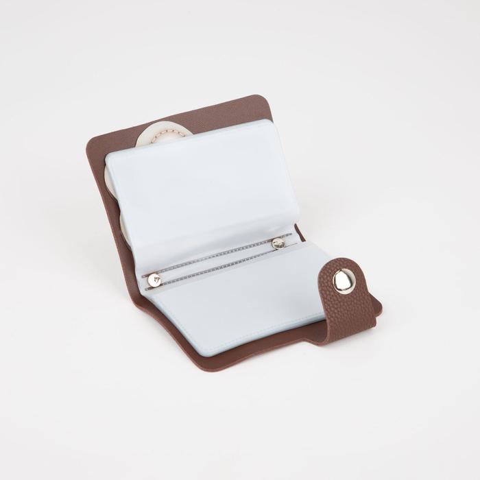 Визитница, 28 кардхолдеров, на кнопке, цвет кофе