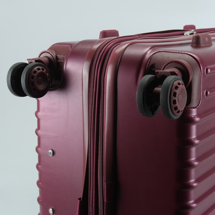 Чемодан большой "Полосы" 28", отдел на молнии, с расширением, кодовый замок, 4 колеса, цвет бордовый