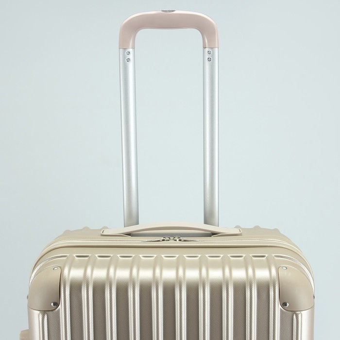 Чемодан средний "Полосы" 24", отдел на молнии, с расширением, кодовый замок, 4 колеса, цвет бежевый