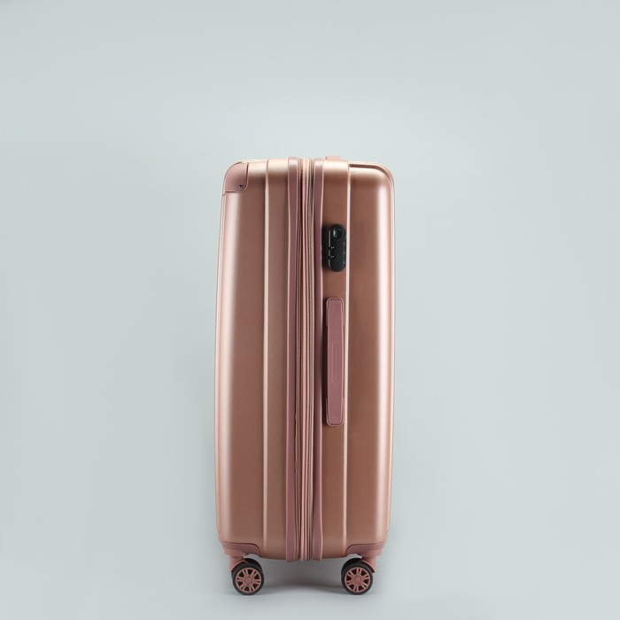 Чемодан большой "Полосы" 28", отдел на молнии, с расширением, кодовый замок, 4 колеса, цвет розовый