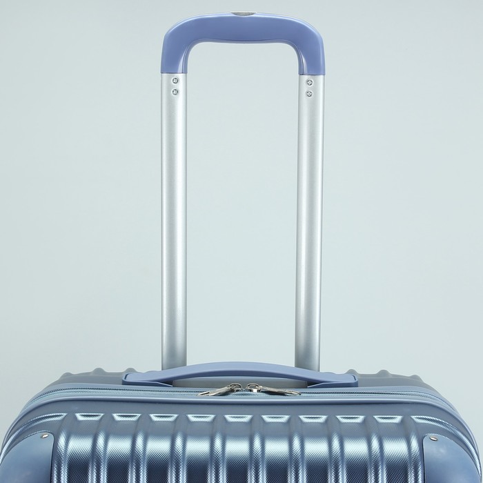 Чемодан средний "Полосы" 24", отдел на молнии, с расширением, кодовый замок, 4 колеса, цвет синий
