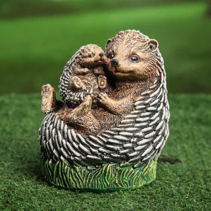 Сувенир -садовый "Ежики" 13*15*17 см
