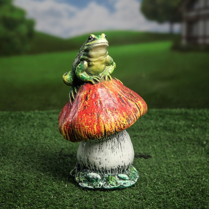 Сувенир - садовый "Жаба на грибе " малая