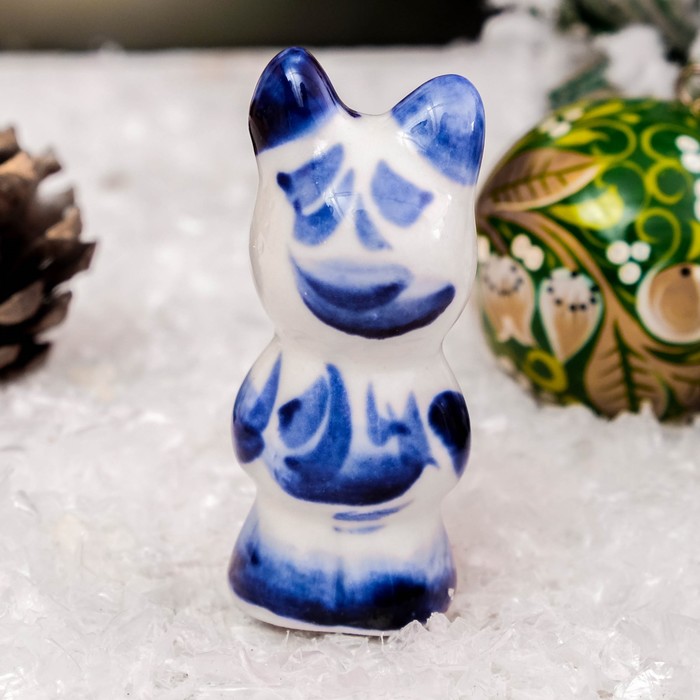 Сувенир «Свинка Соня», 6 см, гжель