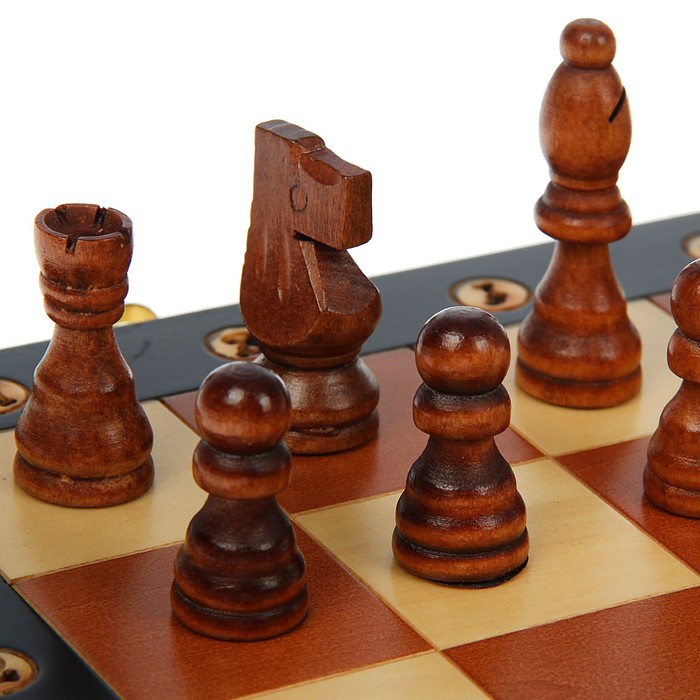 Шахматы шпон, поле складное 40х40см,фигуры из дерева, цифры и буквы вырезанны 20*40см УЦЕНКА