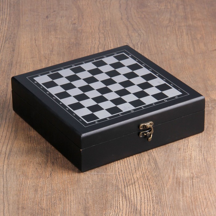 Набор: шахматы, домино, 2 колоды карт, 25 х 25 см