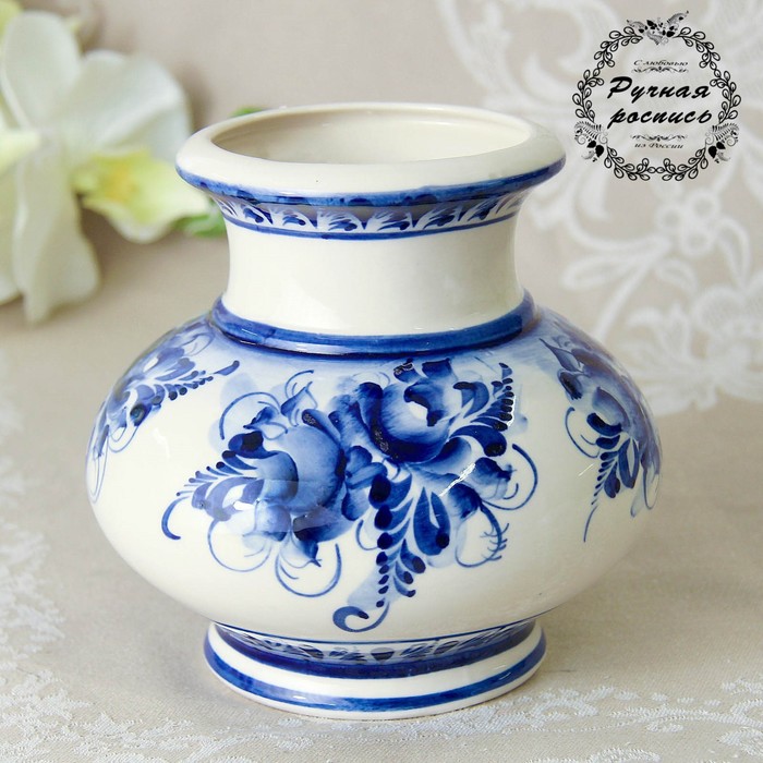 Ваза &quot;Юлия&quot; фарфор, гжель, 13 см