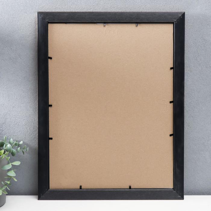 Фоторамка 30х40 см № 24 пластик