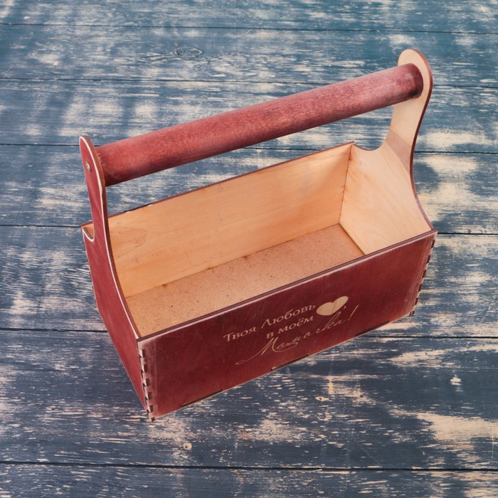 Кашпо флористическое "Мамочке", деревянная ручка, красное дерево, 23х11х22см
