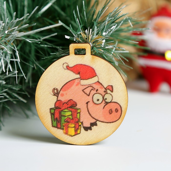 Бирка "Поросёнок с с подарками", D=5см, Символ Года 2019