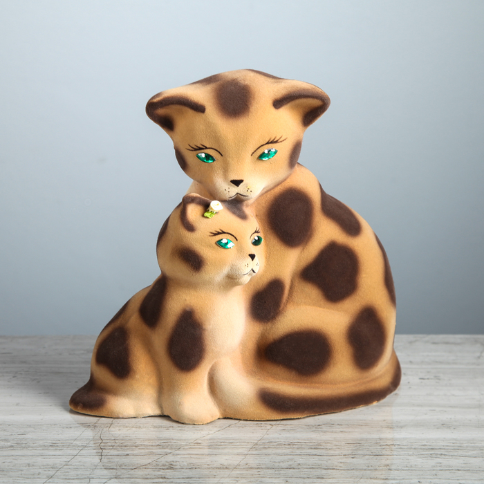 Копилка "Кошка с котенком" флок, бежево-леопардовая УЦЕНКА