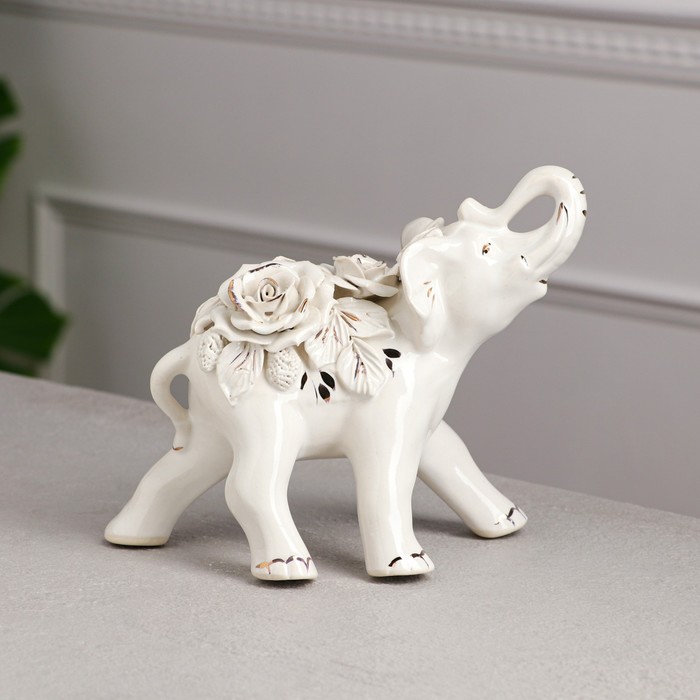 Статуэтка "Слон", белая, лепка, керамика, 19 см