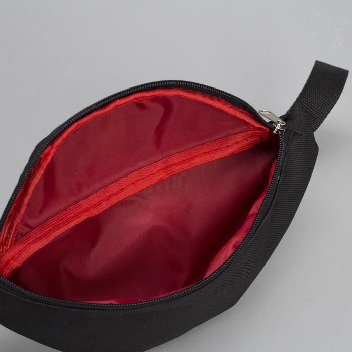 Сумка поясная, отдел на молнии, регулируемый ремень, цвет чёрный/чёрный