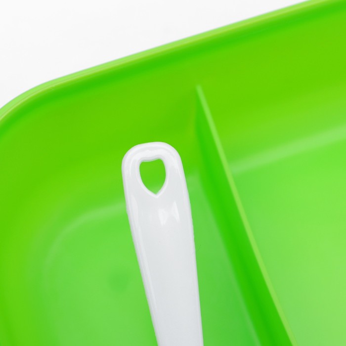 Ланч-бокс 3 отделения "Нежность" 18x18x5.5 см с ложкой, цвета МИКС