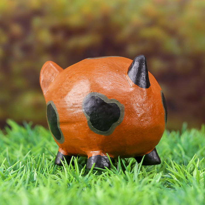 Сувенир дерево "Хрюша" 7х6х6 см