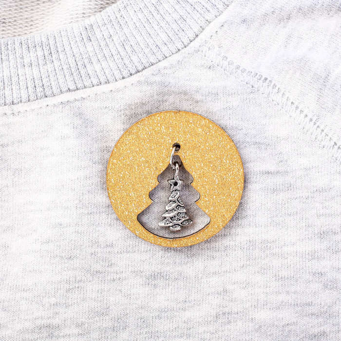 Значок в коробочке "Ёлочка"