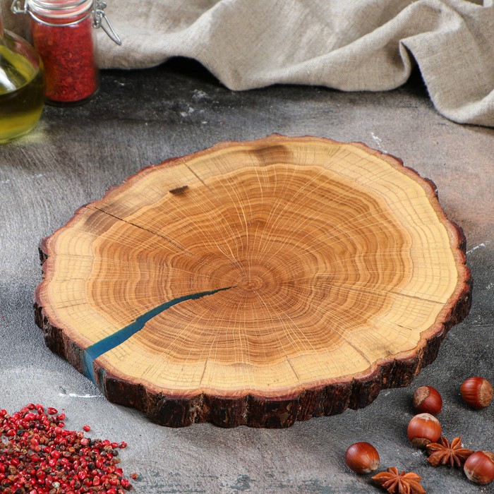 Доска сервировочная из массива "Спил дуба", 30 х 25 см