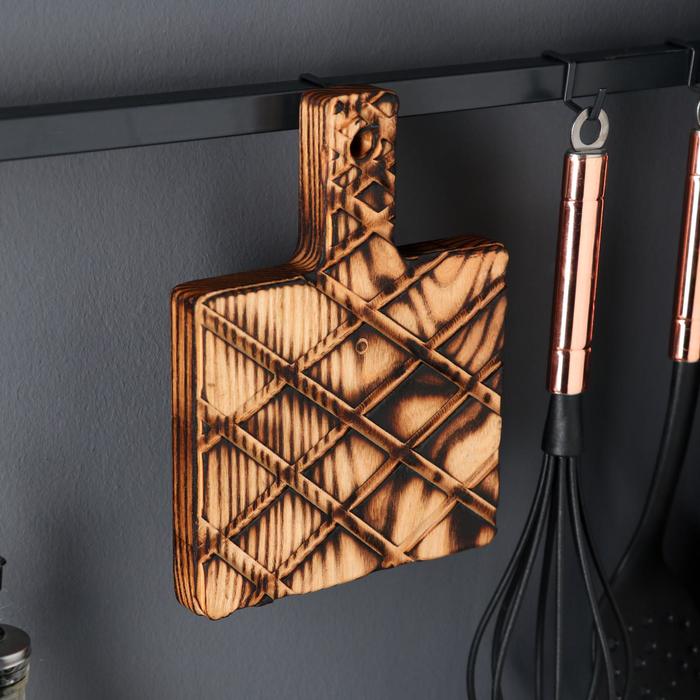 Доска авторская для подачи "Старая Прага", 20 х 15 см, массив ясеня