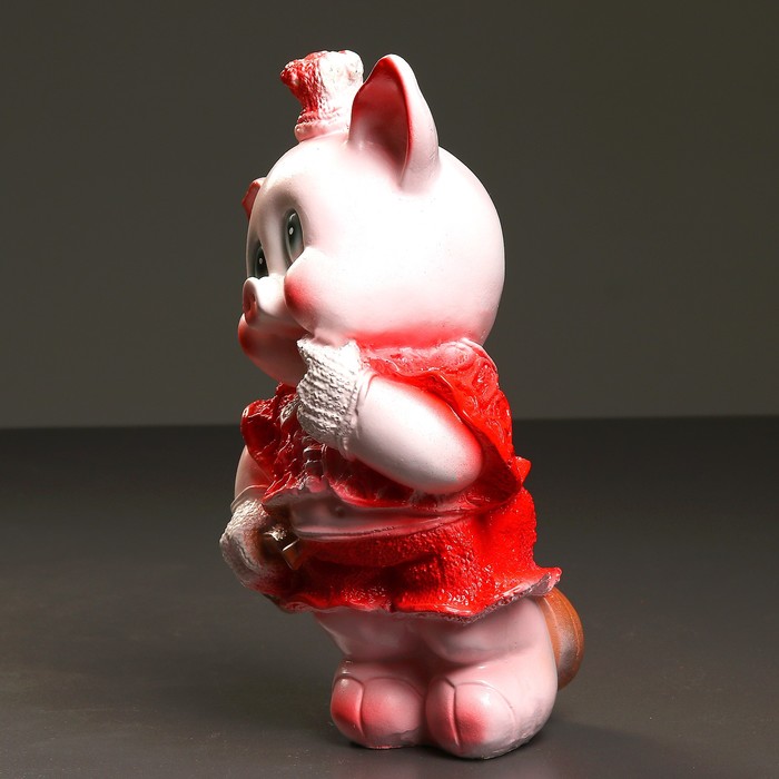 Копилка "Поросёнок со скрипкой №2" красный, 13х20х32 см