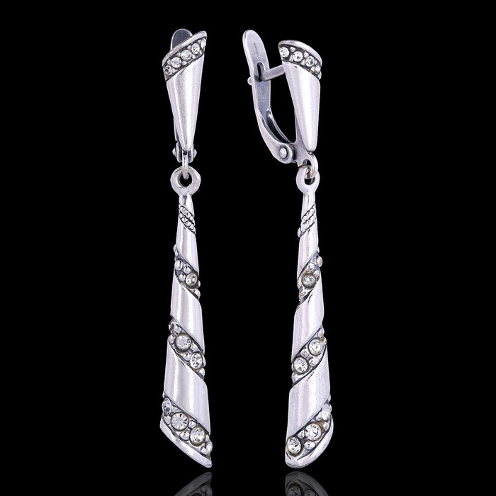 Серьги "Плаза", цвет белый в чернёном серебре