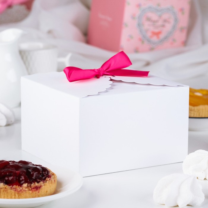 Коробка сборная для сладкого 14 х 14 х 9 см