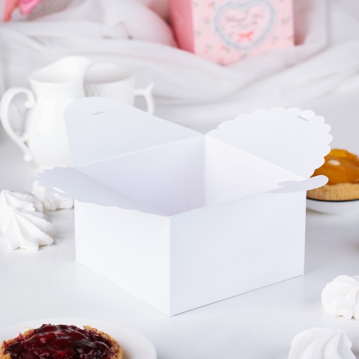 Коробка сборная для сладкого 14 х 14 х 9 см