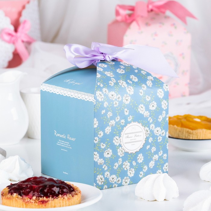 Коробка сборная для сладкого 12 х 12 х 12 см