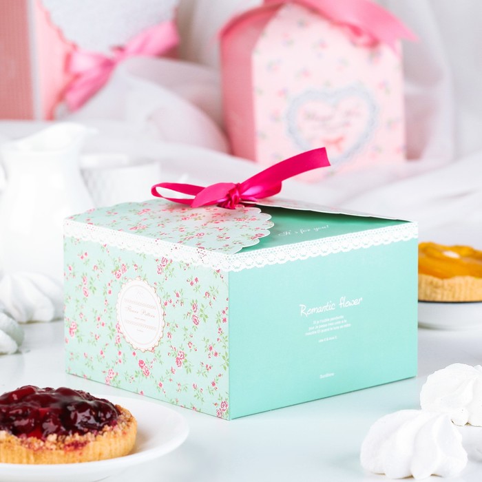 Коробка сборная для сладкого 14 х 14 х 9 см