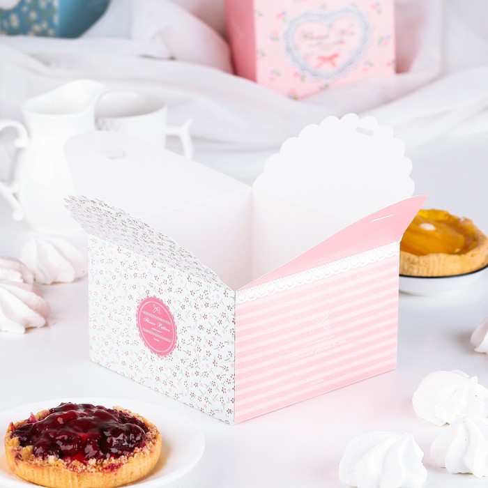 Коробка сборная для сладкого 14 х 14 х 9 см