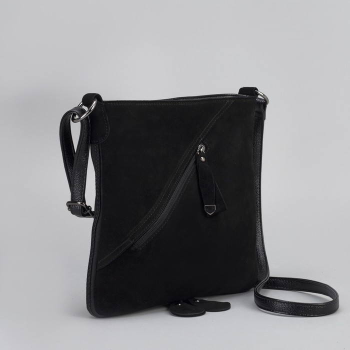 Сумка женская, отдел на молнии, с расширением, 2 наружных кармана, длинный ремень, цвет чёрный