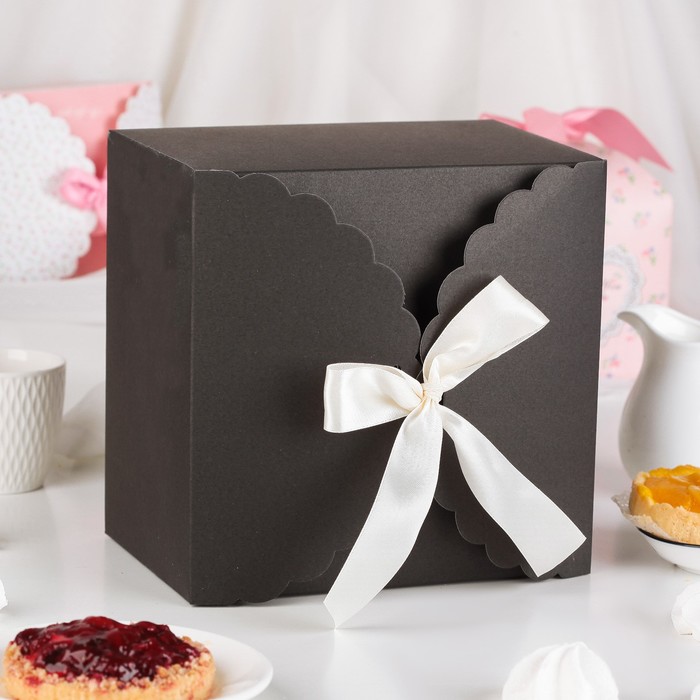 Коробка сборная для сладкого 14,5 х 9 х 14,5 см