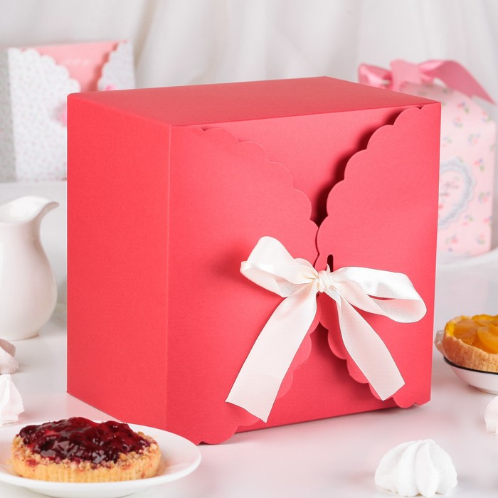 Коробка сборная для сладкого 14,5 х 9 х 14,5 см