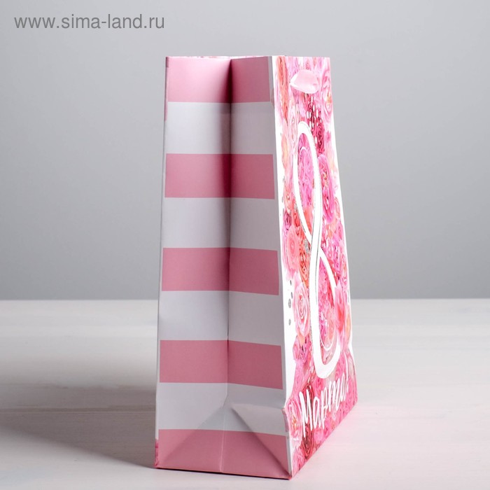 

Пакет ламинированный вертикальный «Самой нежной, самой милой», 18 × 23 × 8 см
