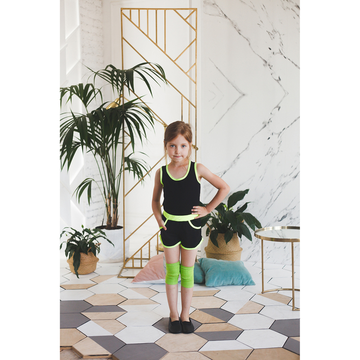 Шорты с окантовкой, размер 42, цвет чёрный-лимон