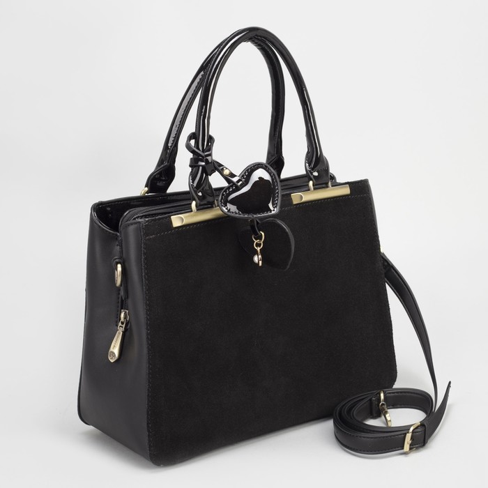 Сумка женская, 3 отдела на молниях, наружный карман, длинный ремень, цвет чёрный