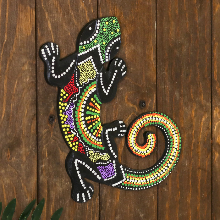 Панно настенное "Геккон с витым хвостом" дерево 25 см