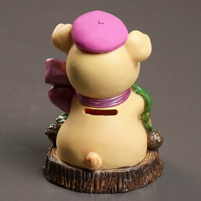 Копилка "Свинка Пеппилотта и жёлуди" 11х12х17см