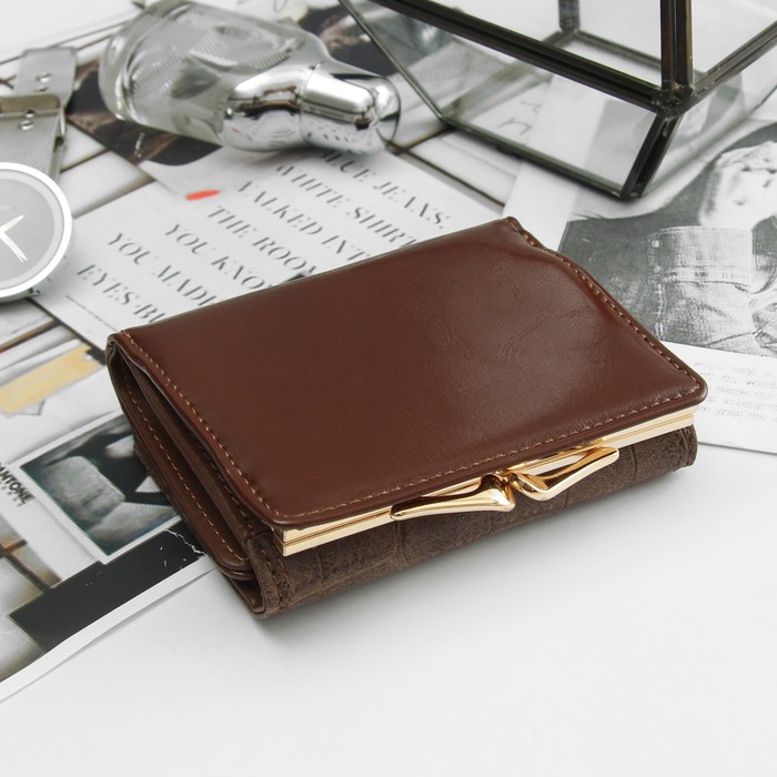 Кошелёк женский, отдел рамка, 2 отдела, для карт, на клапане, цвет кофе