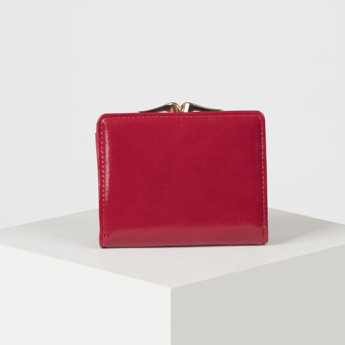 Кошелёк женский, отдел рамка, 2 отдела, для карт, на клапане, цвет красный