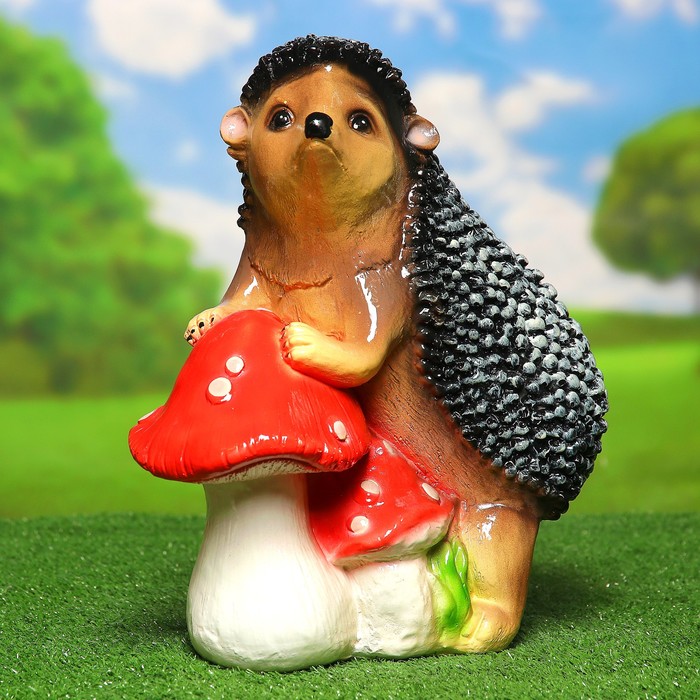 Садовая фигура "Ёж на грибе" 38х22х35см
